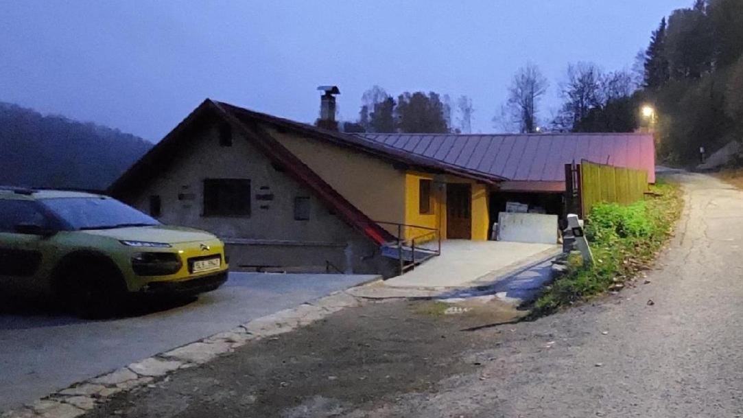 Podhorsky Apartman Materidouska Десна Экстерьер фото