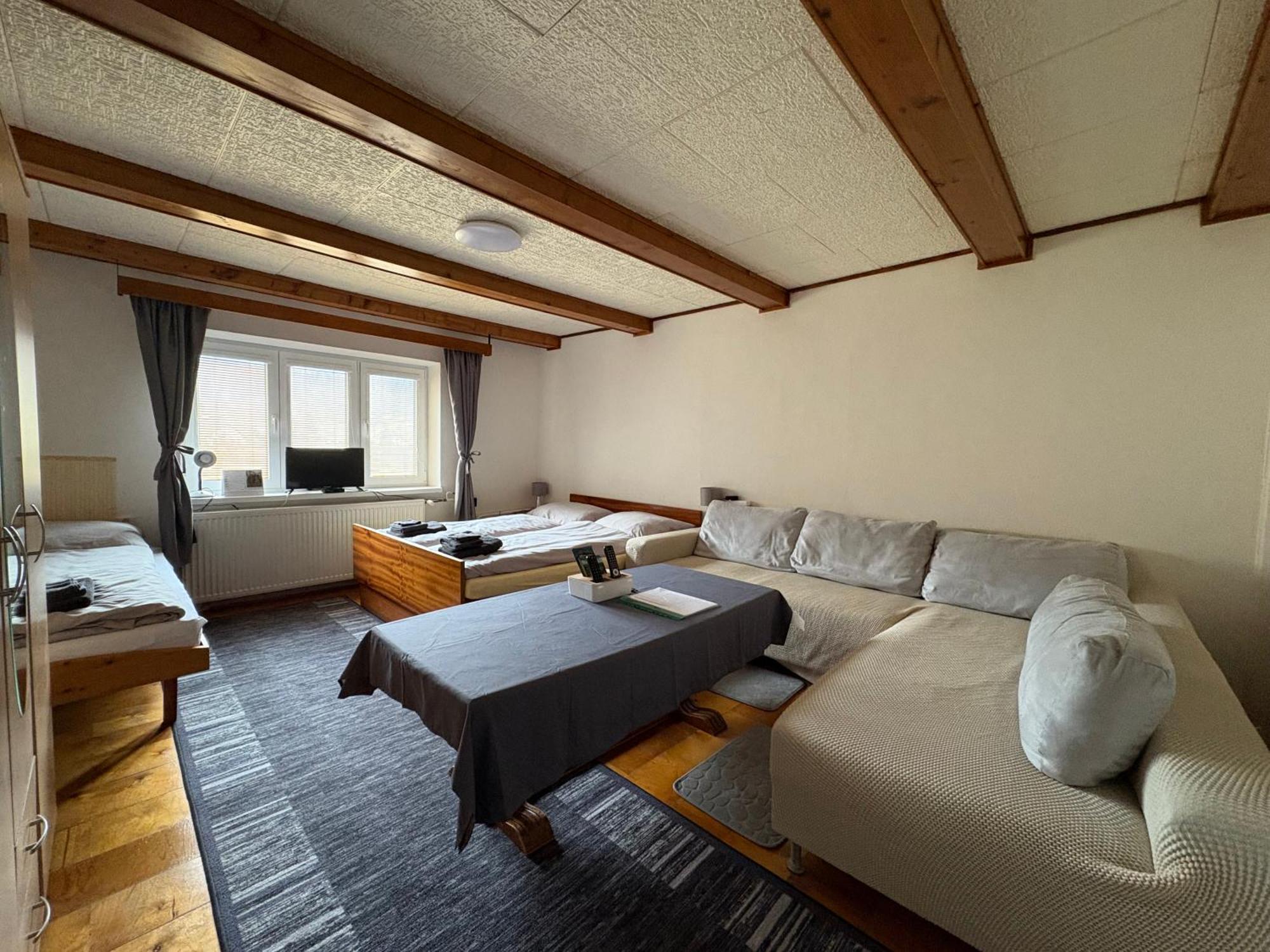 Podhorsky Apartman Materidouska Десна Экстерьер фото